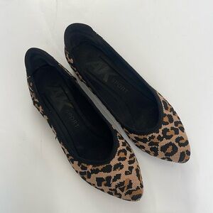 ANNE KLEIN Sport Leopard Flats